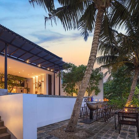 מיריסה Three Gables Boutique Villa מראה חיצוני תמונה