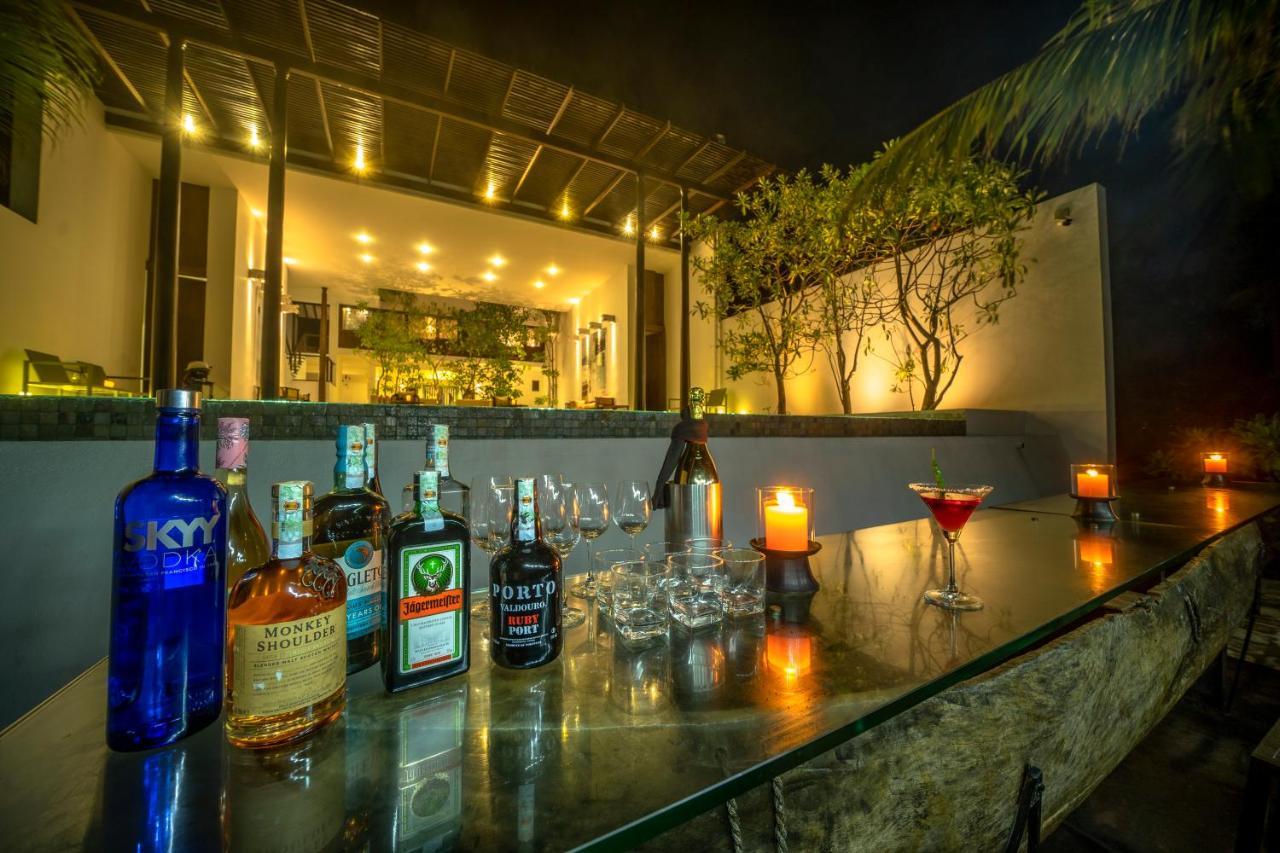 מיריסה Three Gables Boutique Villa מראה חיצוני תמונה