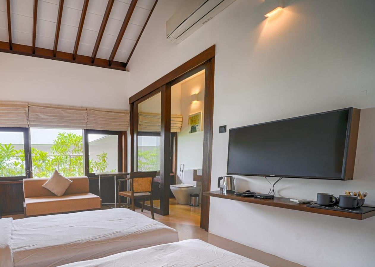 מיריסה Three Gables Boutique Villa מראה חיצוני תמונה